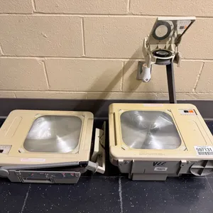 ELMO HP-4K OVERHEAD PROJECTORS