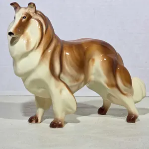 Vintage Ceramic Collie Figurine. 10 x 3 x 8. LR