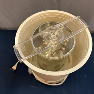 Ice cream maker