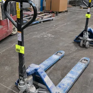 2019 AC25 manual pallet jack. Features a 5,500 lb rated capacity, blue steel construction, standard loop handle with release lever, and polyurethane w