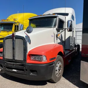 Kenworth T600 & Peterbilt 386 Semi Tractors, Transcraft Trailer, Chains & Binders - Fort Atkinson, WI