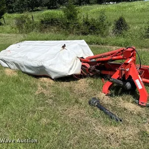 2013 Kuhn GMD700GII HD disc mower