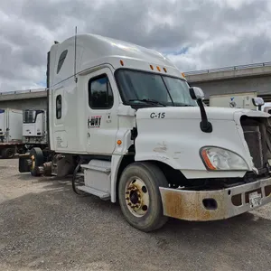 2013 Freightliner Cascadia T/A Sleeper Semi Truck (Non-Runner)
 UNRESERVED