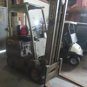 Clark Propane Forklift, Model G – 3000 LB Capacity, Serial No. C32-47-1033, Running