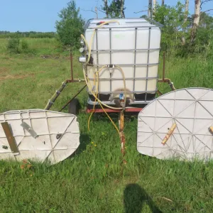 250 Gallon Sprayer Tank, Electric Pump, 20 FT Wide, w/ Splash Guards