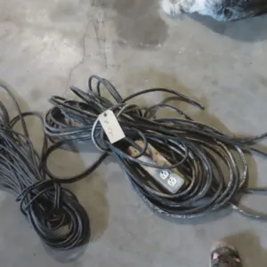 2x Extension Cords, 100FT