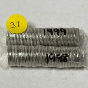 Roll of 1998 and 1999 Canada 10 Cents.