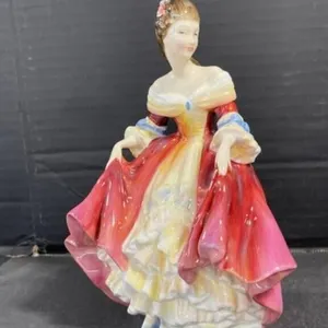 Royal Doulton - Southern Belle    HN2229