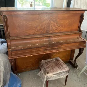 Mason&Risch Piano - bring help on pickup