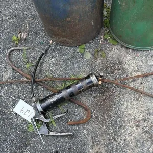 Grease Gun & Hooks