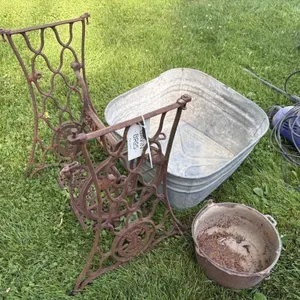Singer Sewing Table Base & Wash Tub