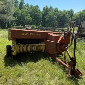 New Holland 276 Square Baler