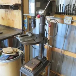Drill Press w/bits, vice