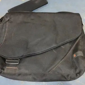 Black cloth Laptop case