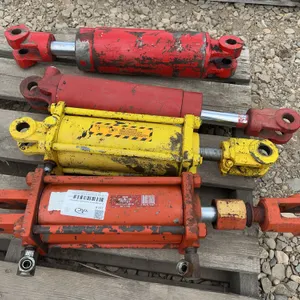 4 - Implement Hydraulic Cylinders