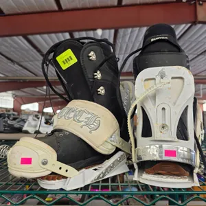 Burton Freestyle Men's Snowboard Boots With Bindings, US 12