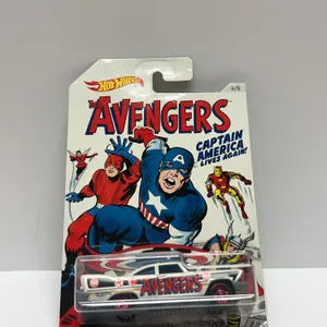 Hot Wheels 2015 Marvel Avengers '57 Plymouth Fury, Captain America, Carded, DJK78, 6/8 Set Collectib