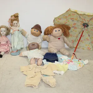 Dolls & Umbrella