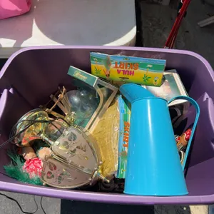 Home Decor and Toys