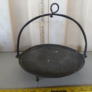 Vintage Cast Iron Hearth Griddle/Hanging Campfire Skillet, Footed 16.5"X14.5"X14"
