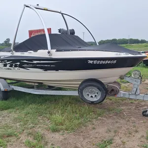 2009 Karavan Utility trailer with Bayliner Boat
