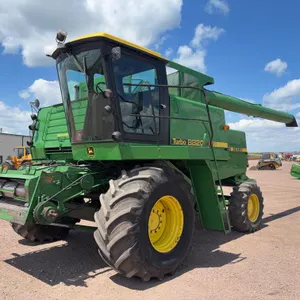1981 John Deere 8820 Combine