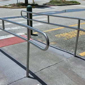 9' Chrome rails (3)