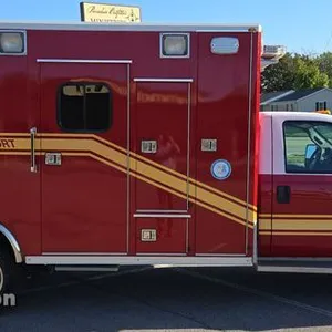 2012 Ford F450 Super Duty XLT ambulance