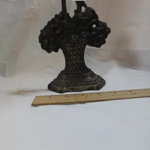 Cast Iron Bouquet Door Stop