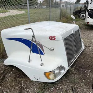 2004 International 9400I Hood
 UNRESERVED