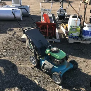 Yardworks Lawn Mower
 UNRESERVED