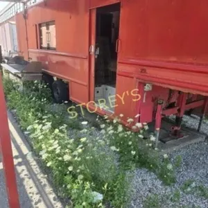 Red Trailer