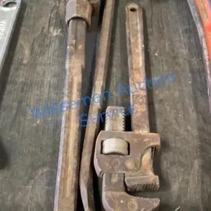 MONKEY WRENCH, PRY BAR, PIPE WRENCH