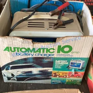 AUTOMATIC BATTERY CHARGER