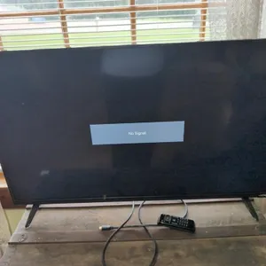 Vizio 43in tv and remote