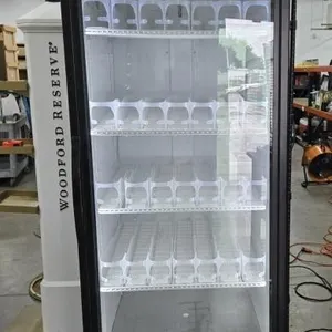 True Cooler 27"�32"�78"