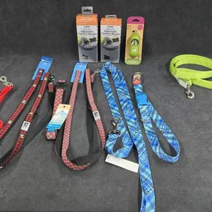 NWT (4) Leashes, (3) Collars, (2) Muzzles & P