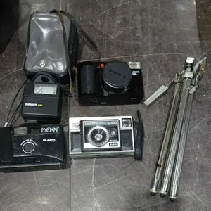 Vintage camera bundle. Canon ML, Kodak instamatic