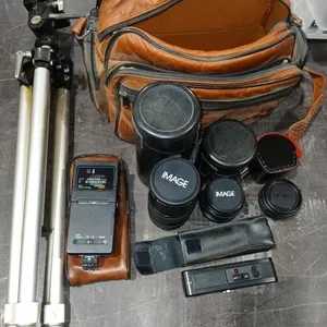 Camera bag with Tripod, 3 Lenses, Flash & Auto