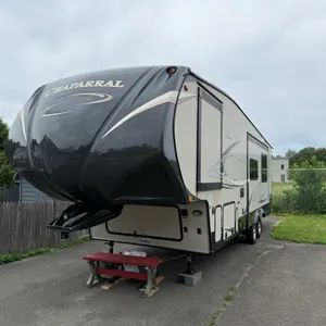 2015  Coachmen  Chaparral Lite