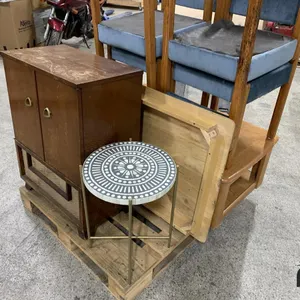 Vintage Radio, Tables & Chairs
 UNRESERVED