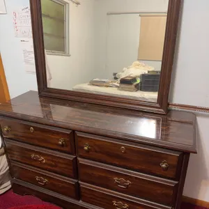 Vintage Dresser w/Mirror