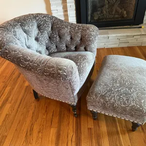 Accent chair with ottoman