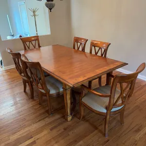 Gorgeous dining table and chairs -farm style