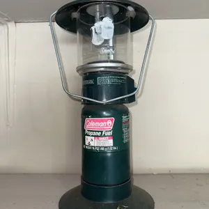 COLEMAN propane lantern