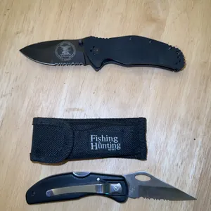 Pocket knives x2