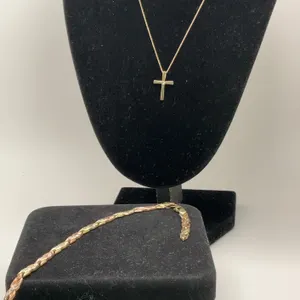 10K Gold Pieces, 4.79g Total Weight, 20in 10K Gold Chain & 10K Gold Cross, 7in Bracelet