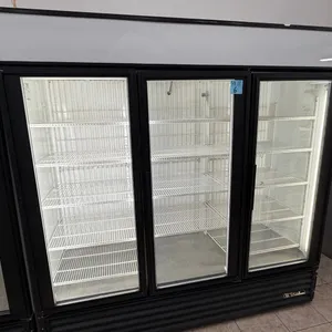 True GDM 72-F 3-door cooler