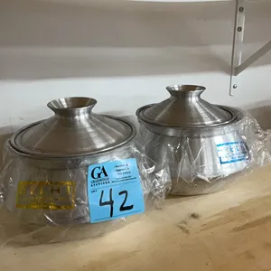 2 aluminum steamer pots