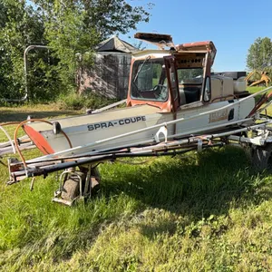 Melroe Spray Coupe w/ Approximately 40' Booms, S/N MB6894